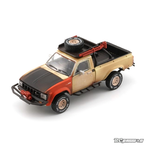 1/64 Toyota 1980 Hilux N60 N70 Matte Rusting Ivory Red Side Panel black bonnet RHD with Accessory