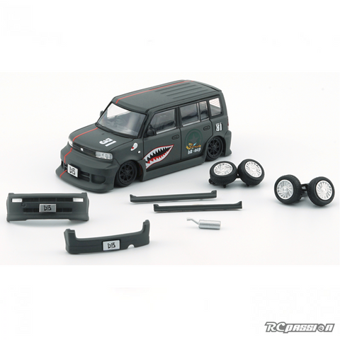 BMC 1/64 Toyota 2000 bB Matte Green P40 Tiger Pattern RHD Diecast Scale Model Car BM64B0382